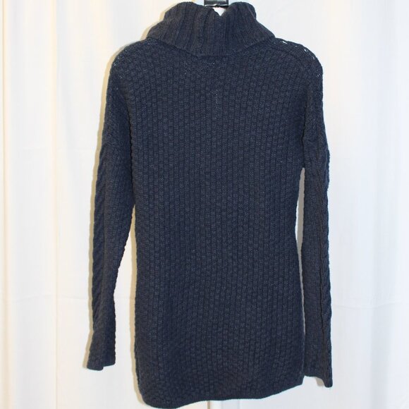 L.O.G.G. H&M Women's Chunky Cable Knit Long Sleeve Turtleneck Navy Sweater Small - Picture 8 of 10